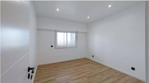 Apartamento T1 Venda em Quarteira,Loulé