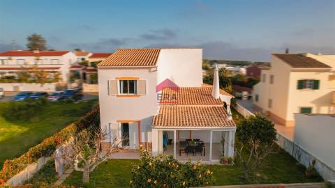Moradia T3 Venda em Quelfes,Olhão