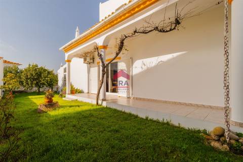 Moradia T3 Venda em Quelfes,Olhão