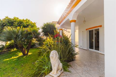 Moradia T3 Venda em Quelfes,Olhão