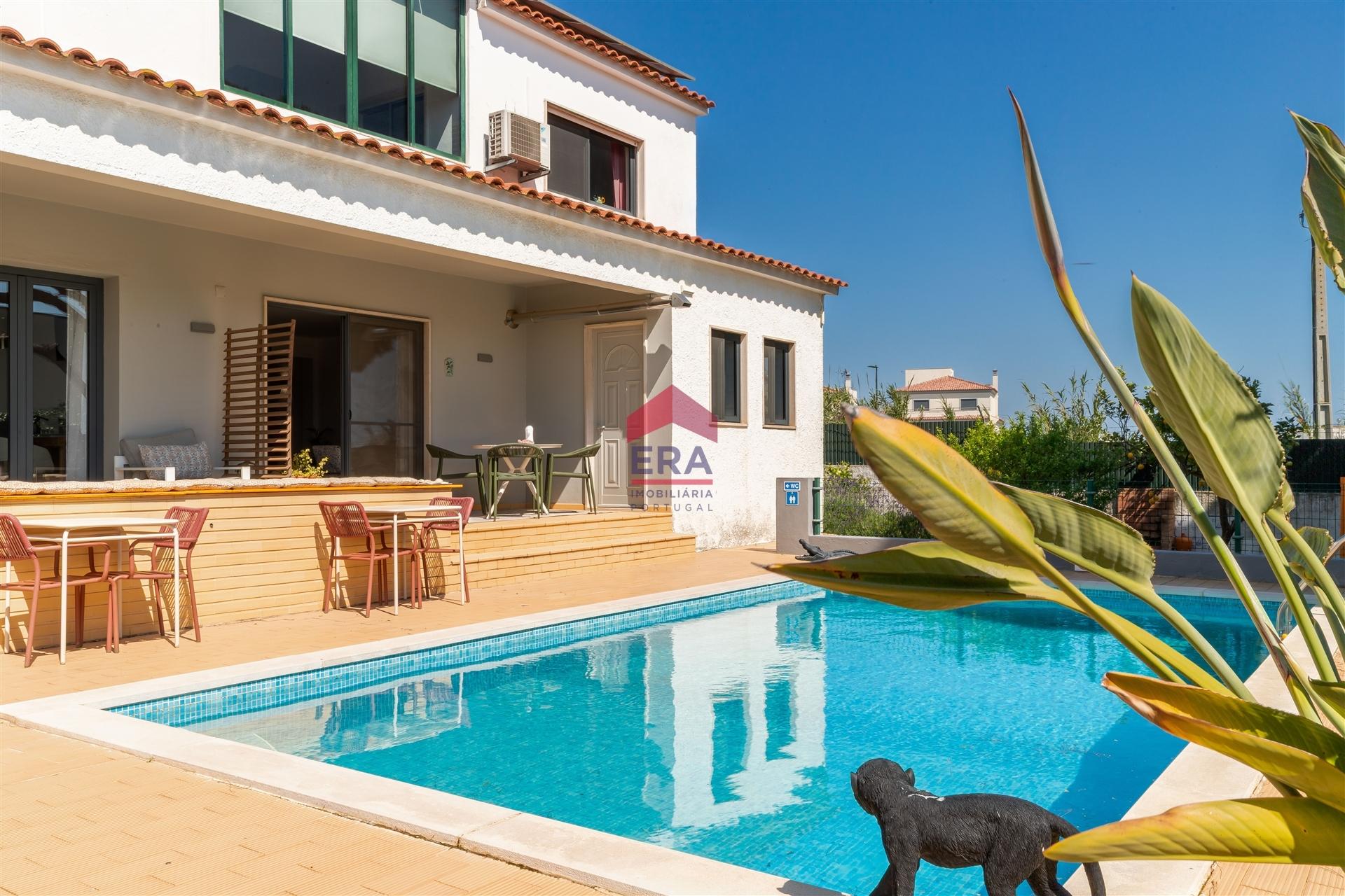 Moradia T4 Venda em Quelfes,Olhão