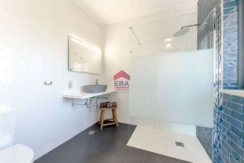 Moradia T4 Venda em Quelfes,Olhão