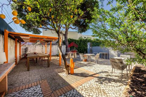 Moradia T4 Venda em Quelfes,Olhão