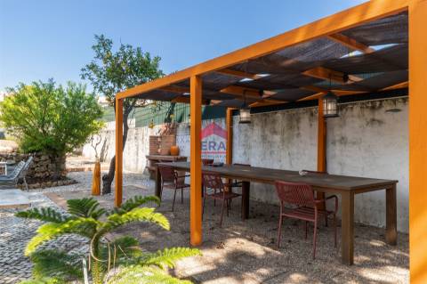 Moradia T4 Venda em Quelfes,Olhão