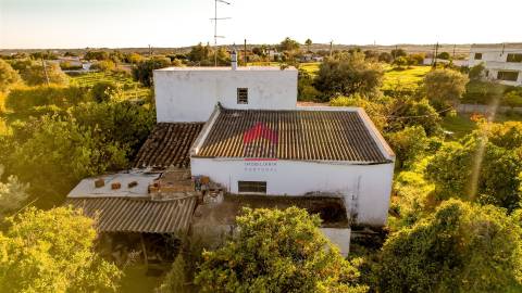 Moradia T2 Venda em Moncarapacho e Fuseta,Olhão