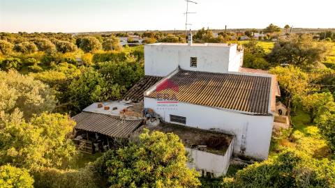 Moradia T2 Venda em Moncarapacho e Fuseta,Olhão