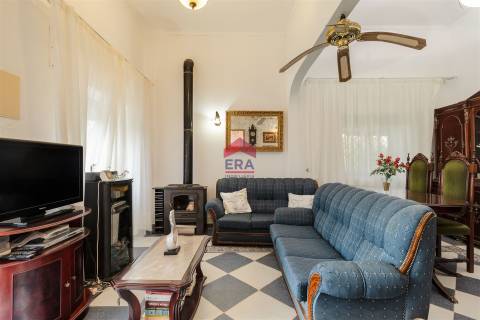 Moradia T2 Venda em Moncarapacho e Fuseta,Olhão