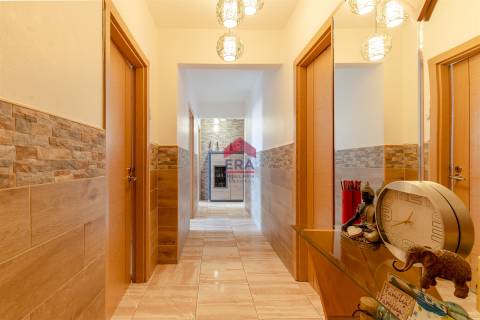 Apartamento T2 Venda em Olhão,Olhão