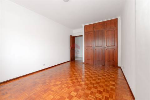 Apartamento T3 Venda em Faro (Sé e São Pedro),Faro