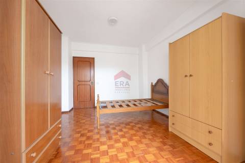 Apartamento T3 Venda em Faro (Sé e São Pedro),Faro