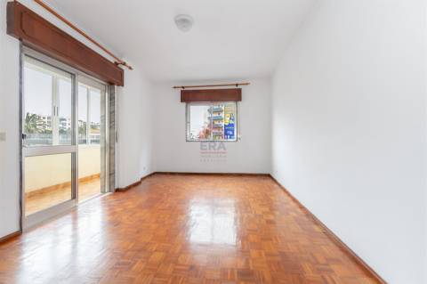 Apartamento T3 Venda em Faro (Sé e São Pedro),Faro