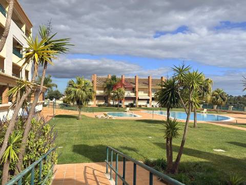 Apartamento T2+2 DUPLEX Venda em Quarteira,Loulé
