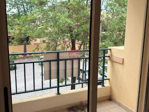 Apartamento T2+2 DUPLEX Venda em Quarteira,Loulé