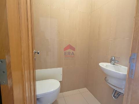 Apartamento T2+2 DUPLEX Venda em Quarteira,Loulé