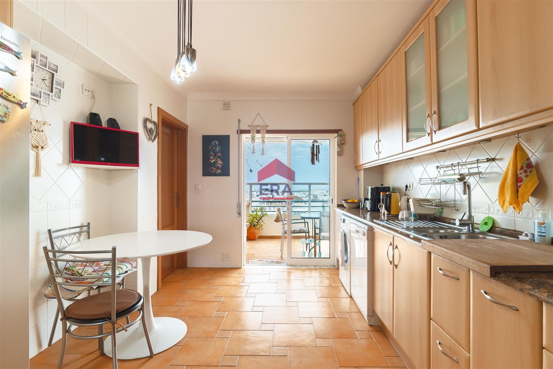 Apartamento T3 Venda em Olhão,Olhão