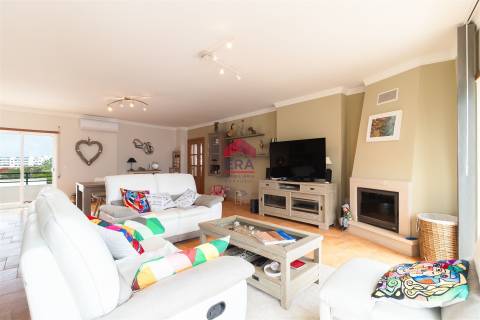 Apartamento T3 Venda em Olhão,Olhão