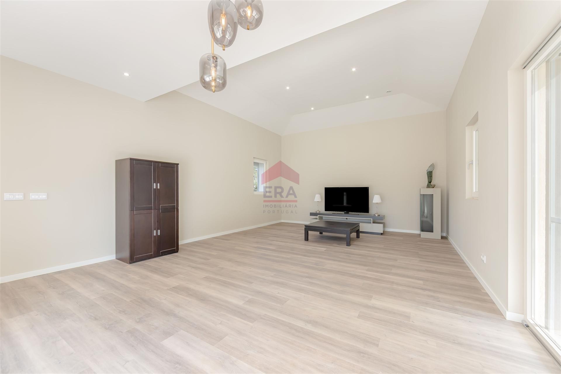 Moradia T3 Venda em São Brás de Alportel,São Brás de Alportel