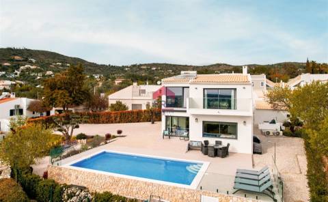 Moradia T6 Venda em Santa Bárbara de Nexe,Faro