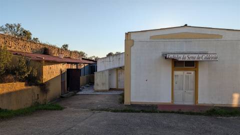 Quinta T3 Venda em Salir,Loulé
