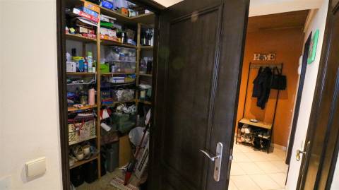 Apartamento T3 Trespasse em Faro (Sé e São Pedro),Faro