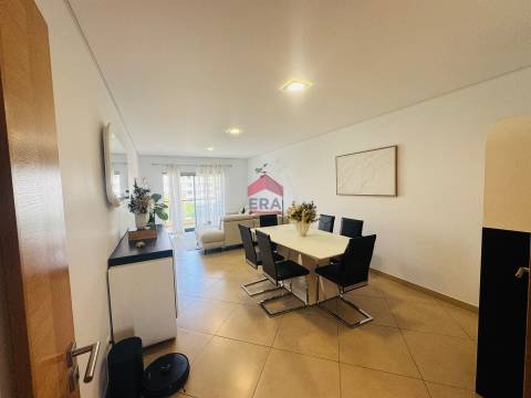 Apartamento T3 Venda em Quarteira,Loulé