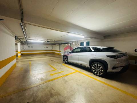 Apartamento T3 Venda em Quarteira,Loulé
