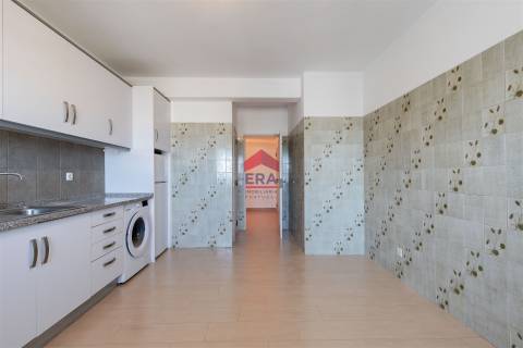 Apartamento T3 Venda em Olhão,Olhão