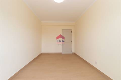 Apartamento T3 Venda em Olhão,Olhão