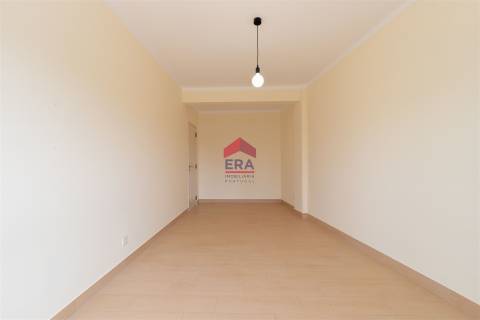 Apartamento T3 Venda em Olhão,Olhão