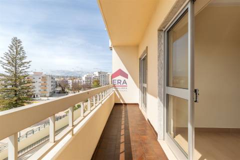 Apartamento T3 Venda em Olhão,Olhão