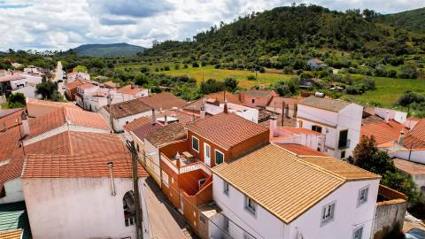 Moradia Geminada T3 Venda em Alte,Loulé