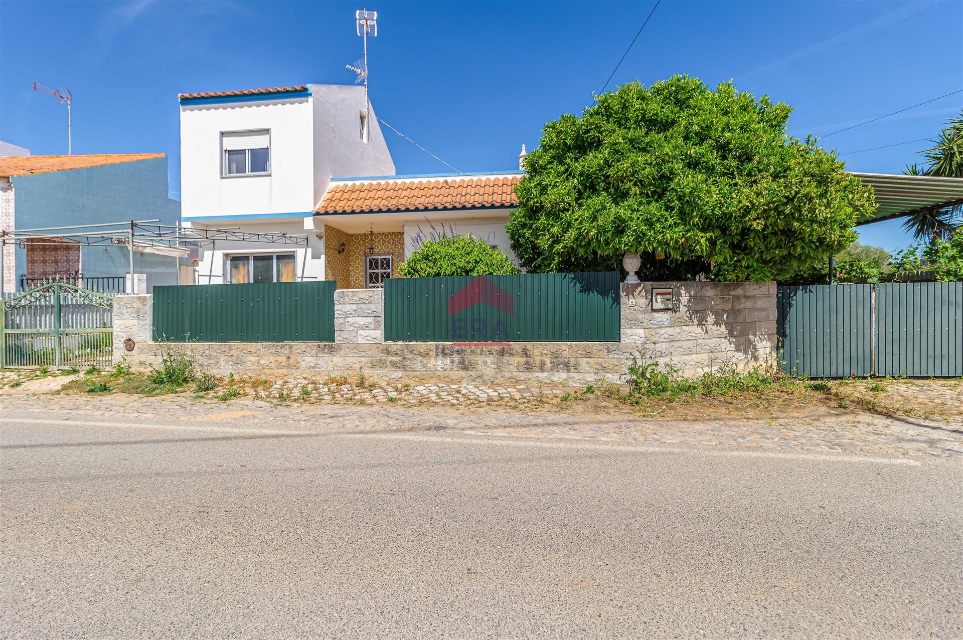 Moradia em Banda T2 Venda em Luz de Tavira e Santo Estêvão,Tavira