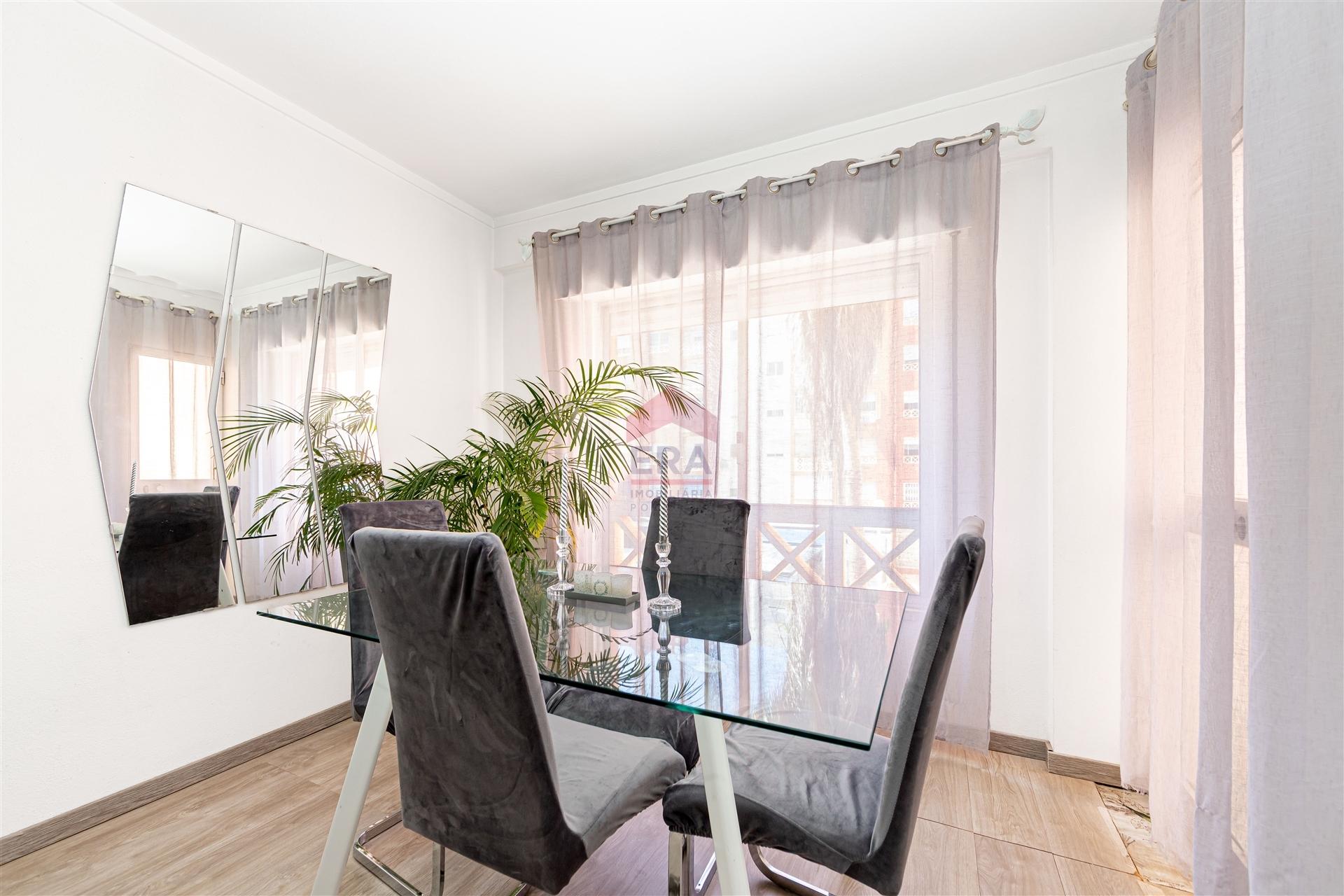Apartamento T3 Venda em Faro (Sé e São Pedro),Faro