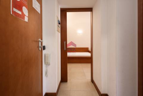Apartamento T1 Arrendamento em Quarteira,Loulé