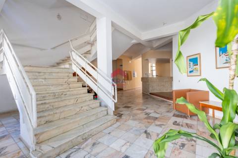 Apartamento T1 Arrendamento em Quarteira,Loulé