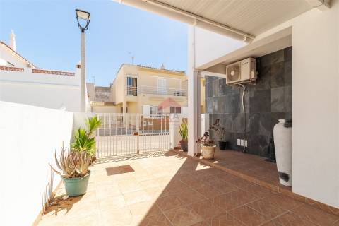 Moradia T2 Venda em Alcantarilha e Pêra,Silves