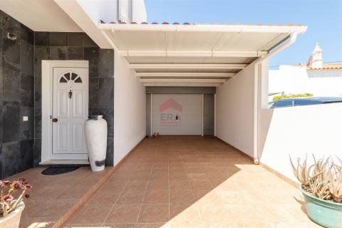 Moradia T2 Venda em Alcantarilha e Pêra,Silves