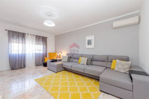 Moradia Isolada T3 Venda em Pechão,Olhão