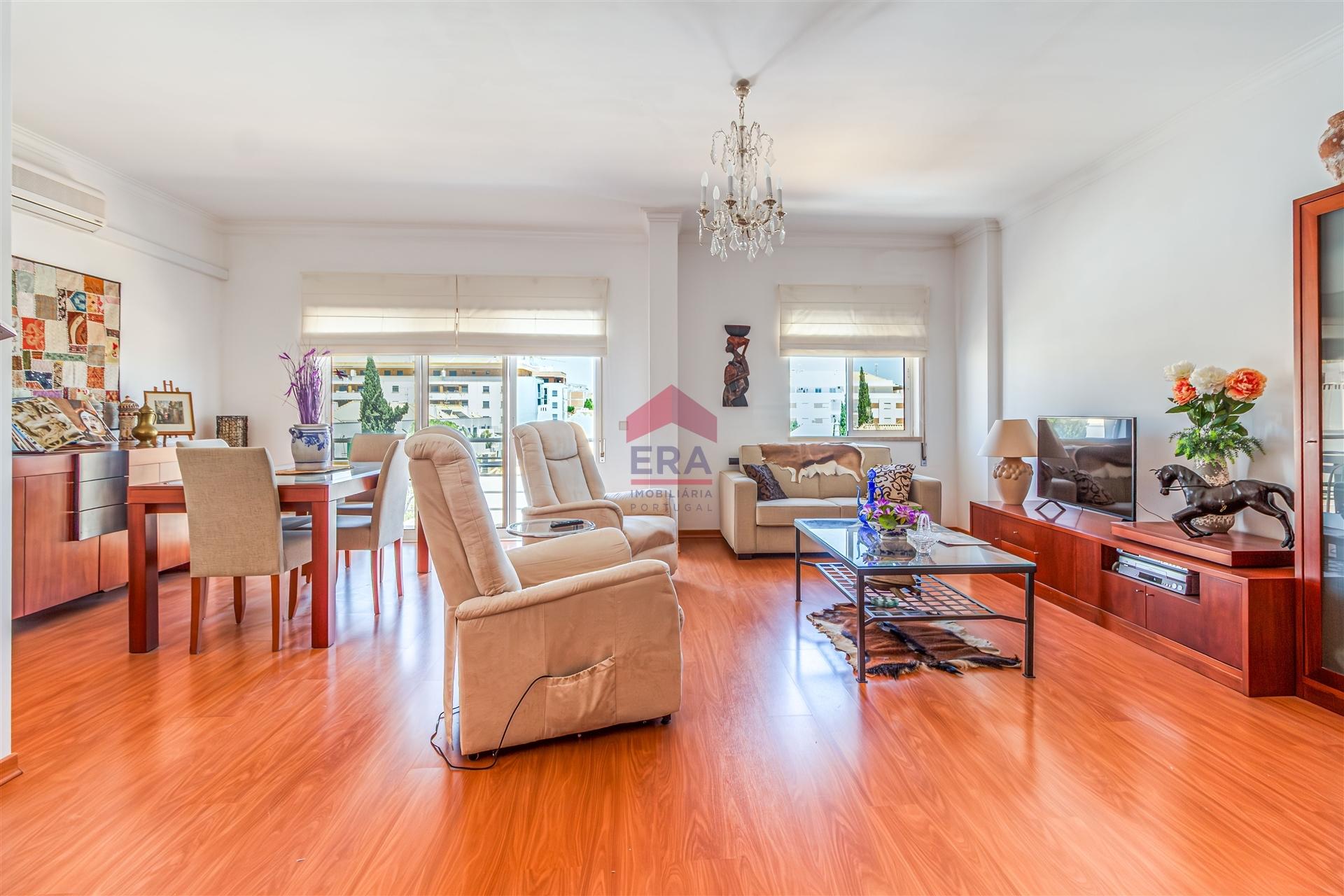 Apartamento T3 Venda em Tavira (Santa Maria e Santiago),Tavira