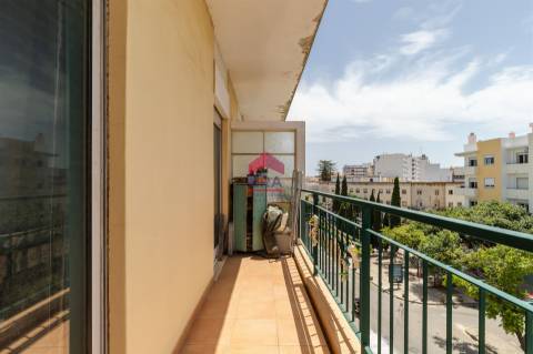 Apartamento T2 Venda em Quelfes,Olhão