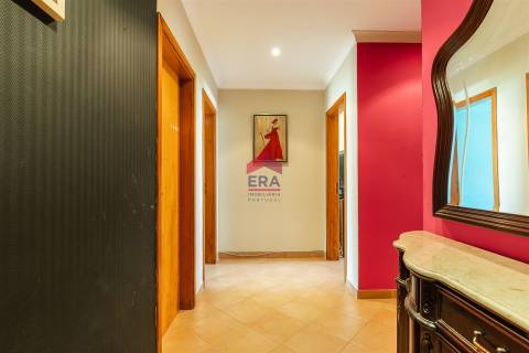 Apartamento T2 Venda em Quelfes,Olhão