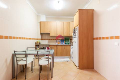 Apartamento T2 Venda em Quelfes,Olhão