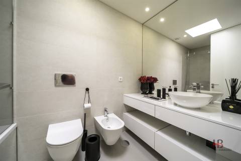 Moradia à Praia da Madalena