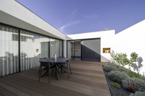 Moradia à Praia da Madalena