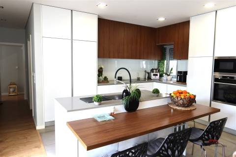 Moradia T3+1 Venda em Gondomar (São Cosme), Valbom e Jovim,Gondomar