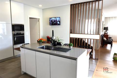 Moradia T3+1 Venda em Gondomar (São Cosme), Valbom e Jovim,Gondomar