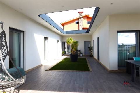 Moradia T3+1 Venda em Gondomar (São Cosme), Valbom e Jovim,Gondomar