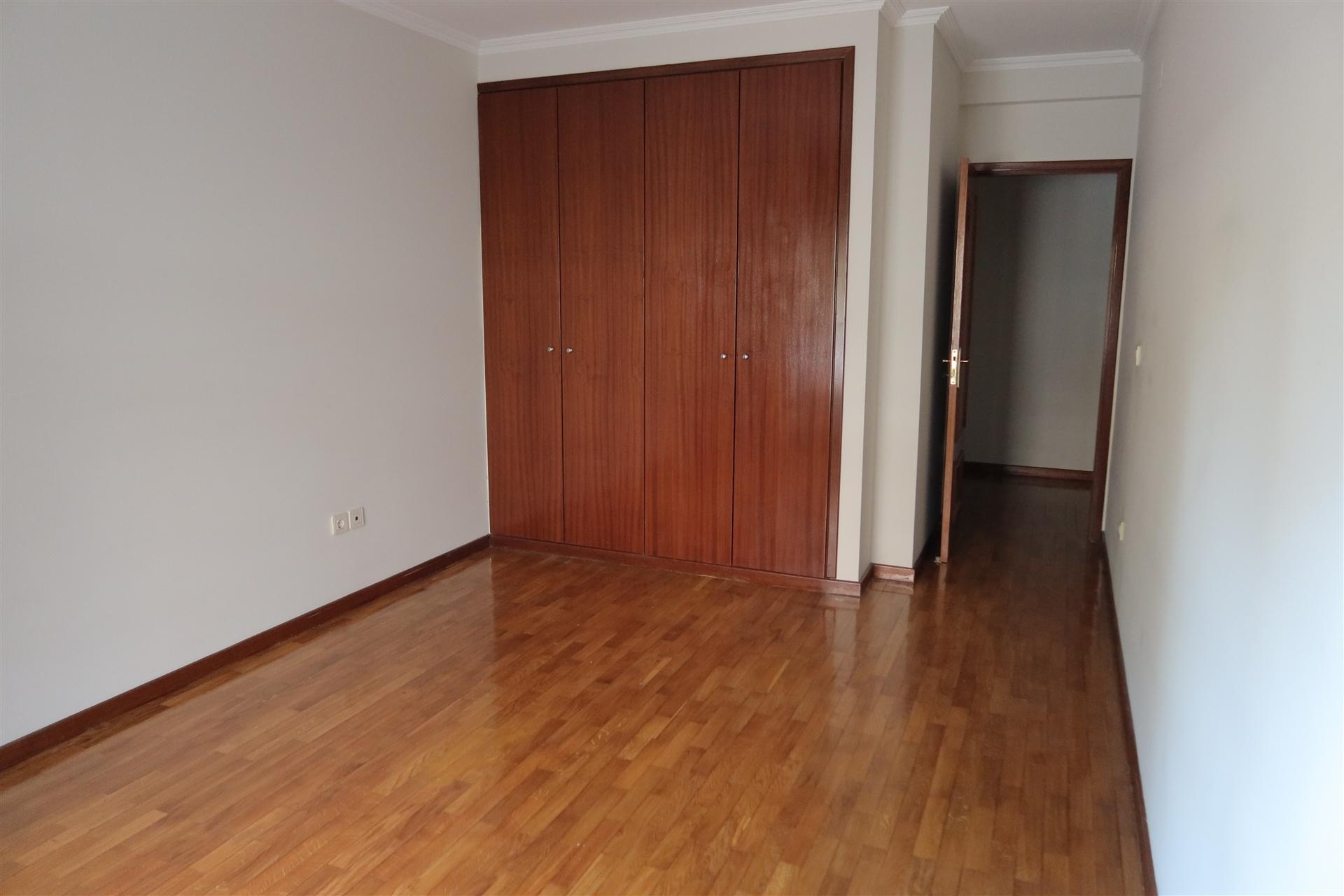 Apartamento T1 Arrendamento em Oliveira do Douro,Vila Nova de Gaia