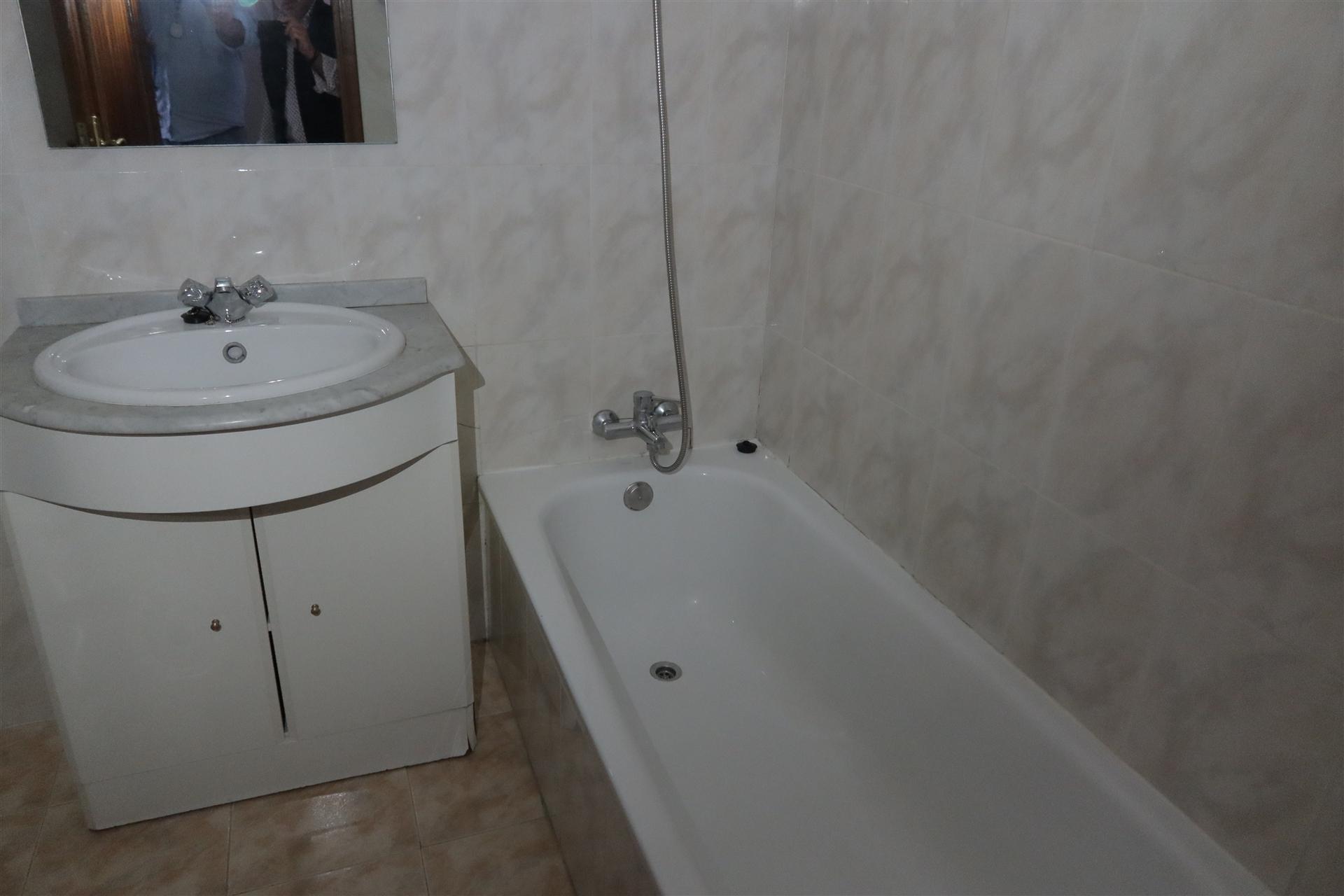 Apartamento T1 Arrendamento em Oliveira do Douro,Vila Nova de Gaia