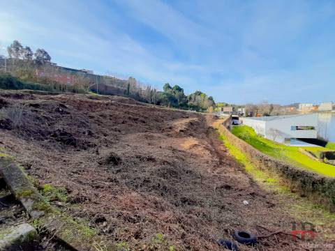Terreno Para Construção  Venda em Oliveira do Douro,Vila Nova de Gaia